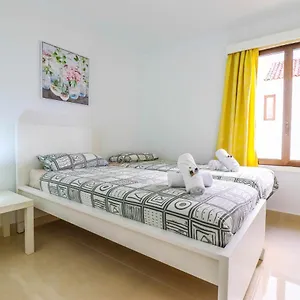 Villa Rentaliday Garden, Playa de las Americas (Tenerife)