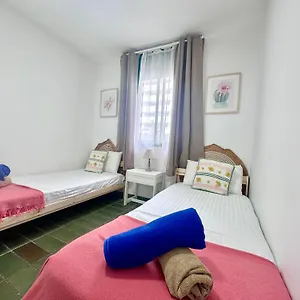 Apartment 2the Location - Americas & Parking, Playa de las Americas (Tenerife)