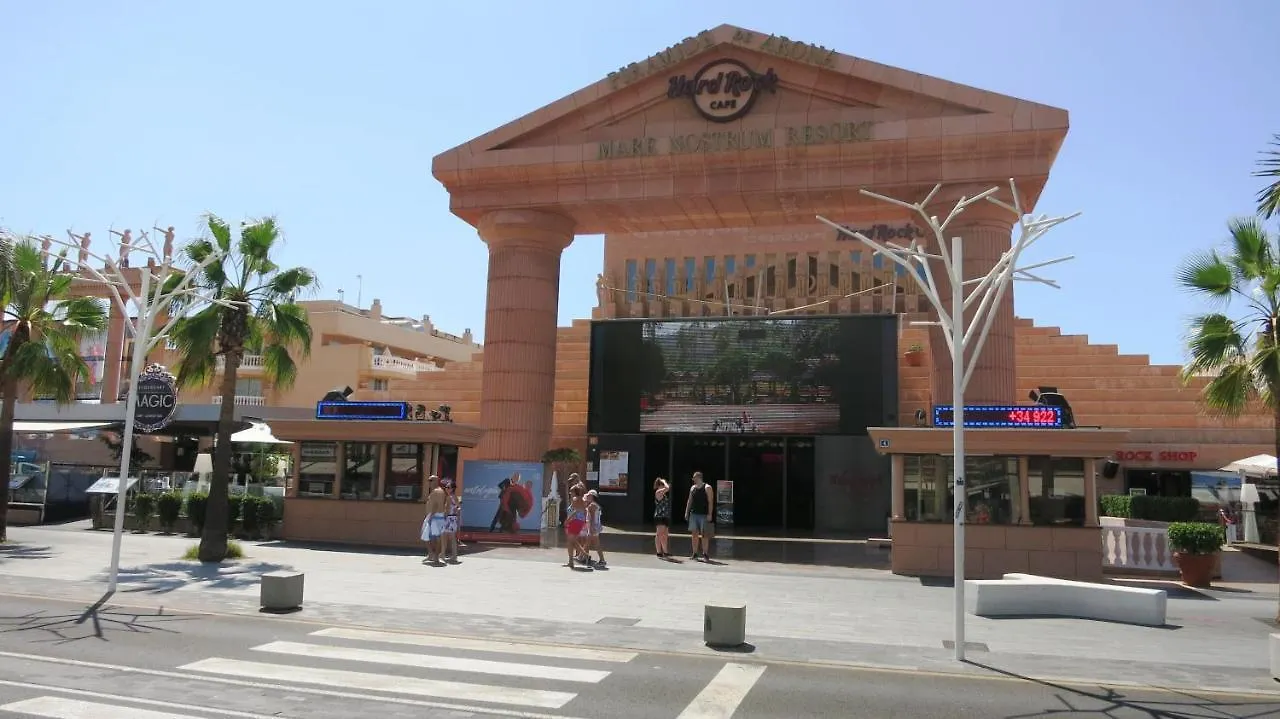 2-Bedroom Apartment Near Beach And Golden Mile Playa de las Americas  0*, Playa de las Americas (Tenerife) Spain
