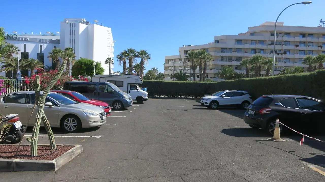 2-Bedroom Apartment Near Beach And Golden Mile Playa de las Americas  0*, Playa de las Americas (Tenerife) Spain