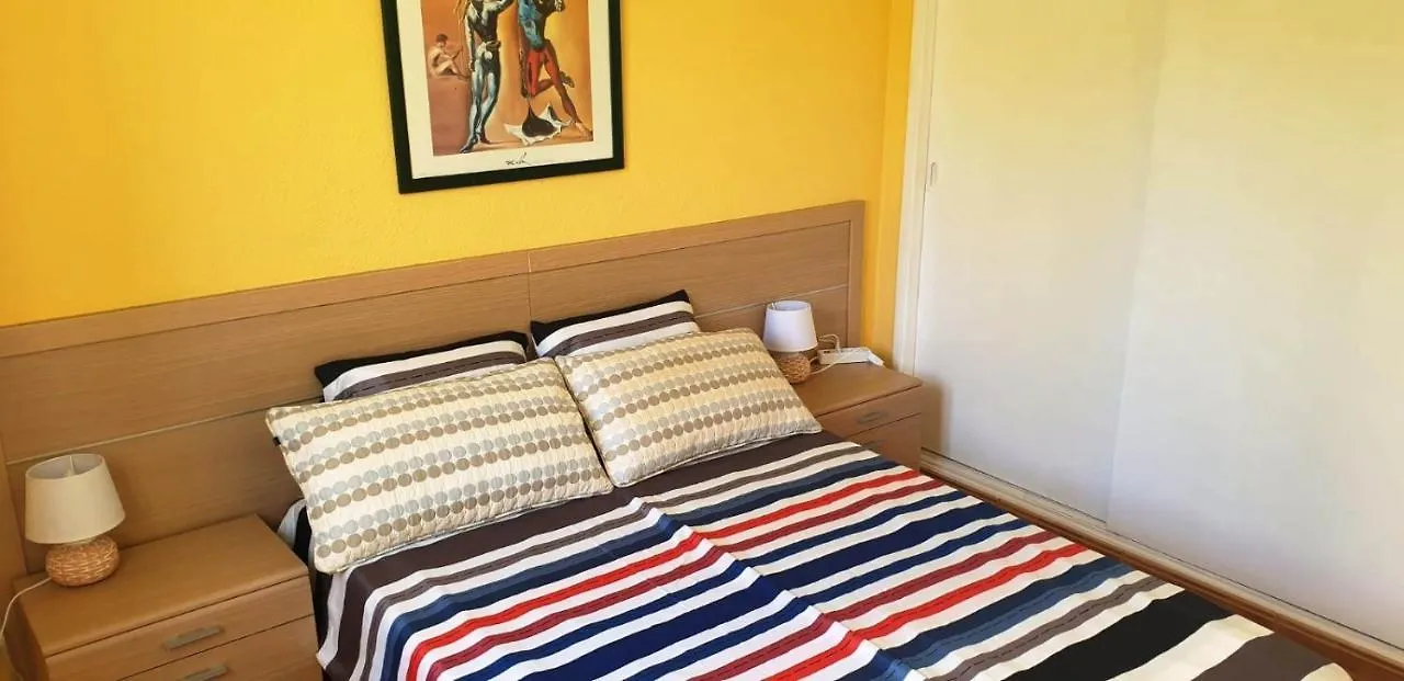 2-Bedroom Apartment Near Beach And Golden Mile Playa de las Americas